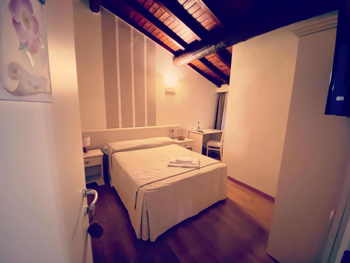 B&B Corte Delle Rose Castiglione Delle Stiviere Exterior photo
