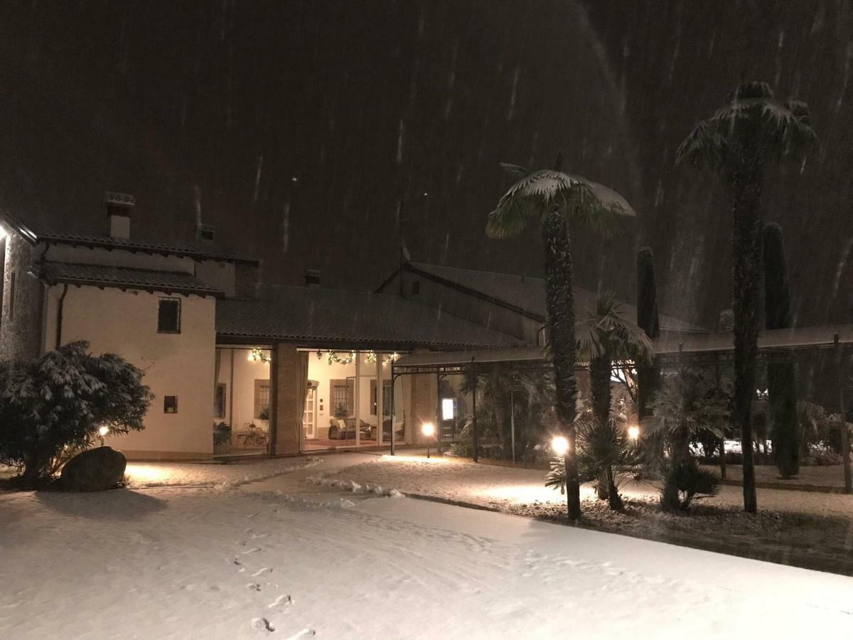 B&B Corte Delle Rose Castiglione Delle Stiviere Exterior photo
