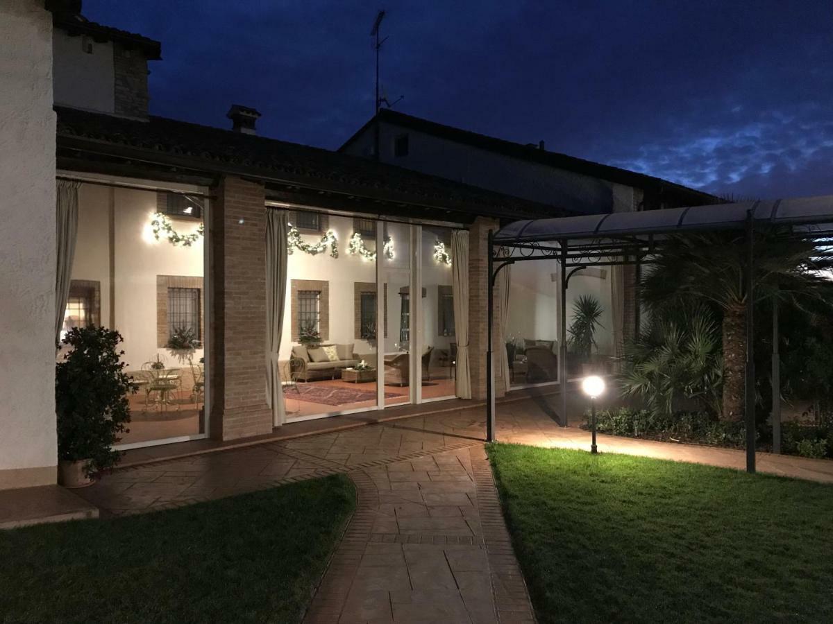 B&B Corte Delle Rose Castiglione Delle Stiviere Exterior photo